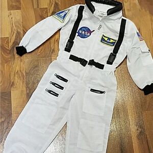 Astronaut costume